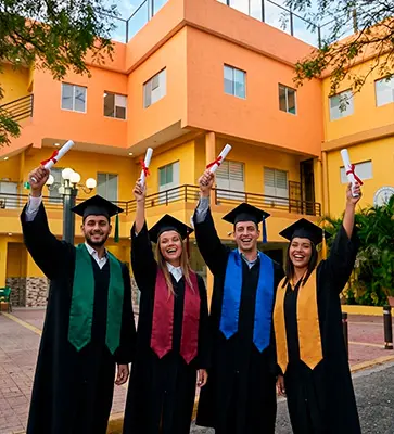 graduandos-utesur-universidad